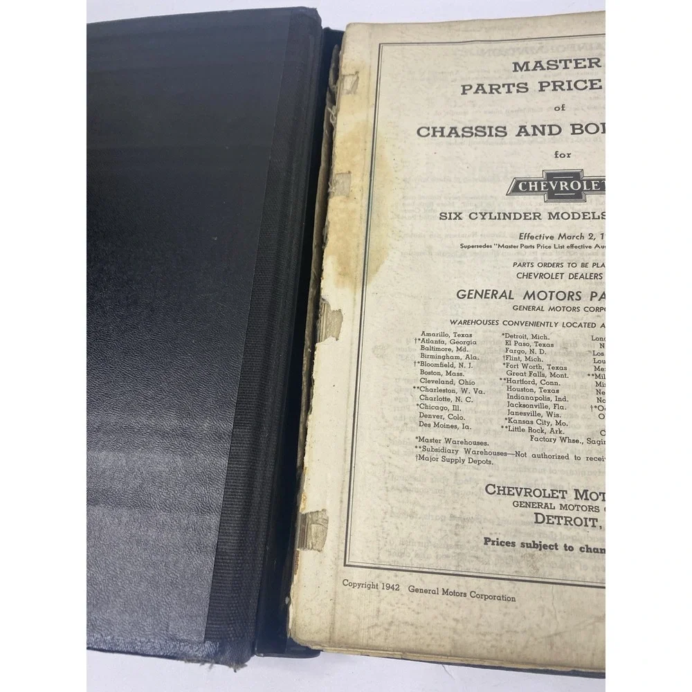 1929-1942 Chevrolet Master Parts Catalog Accessory GM Book Hard Back Binder READ